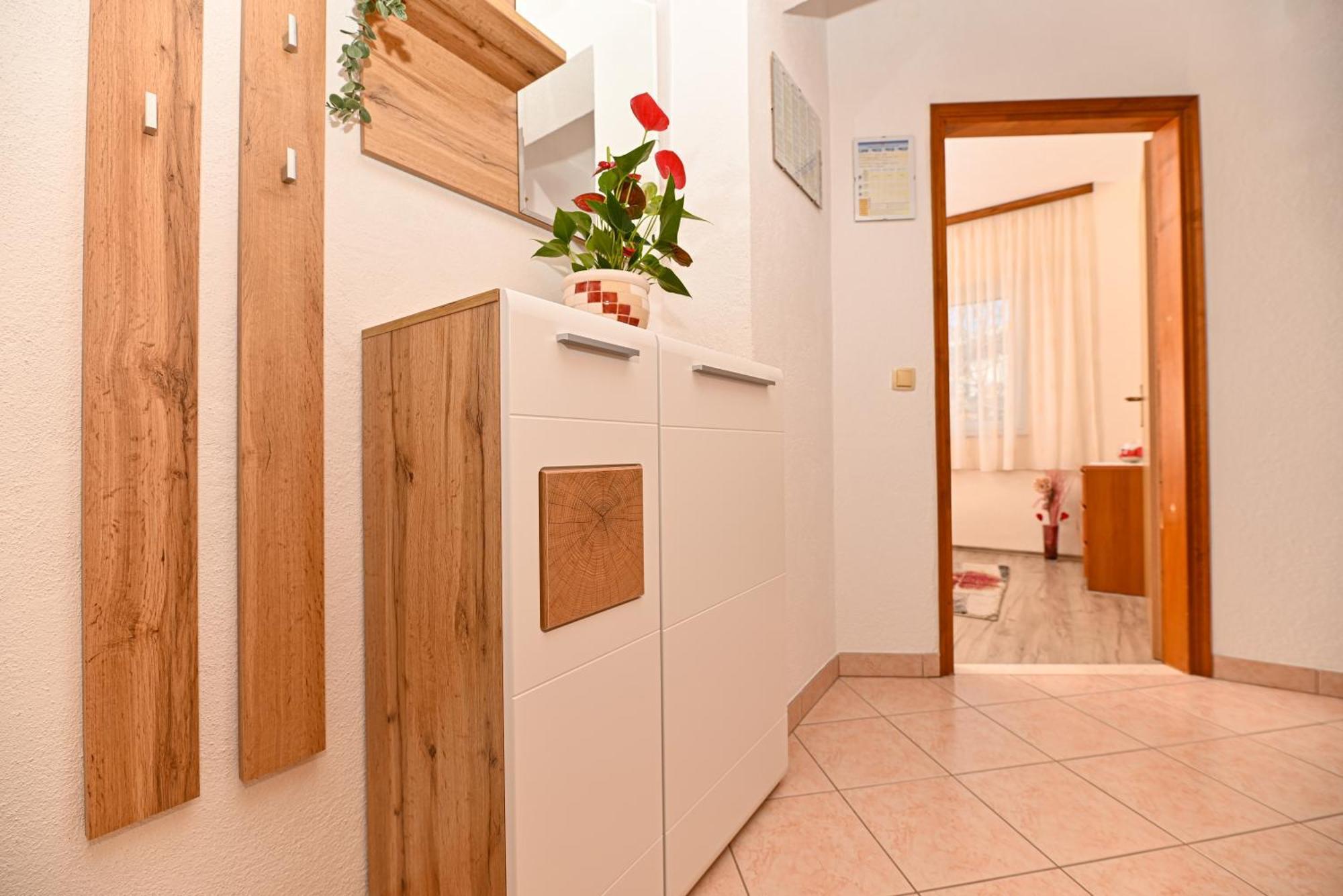 Apartments Patricia Трогир Экстерьер фото