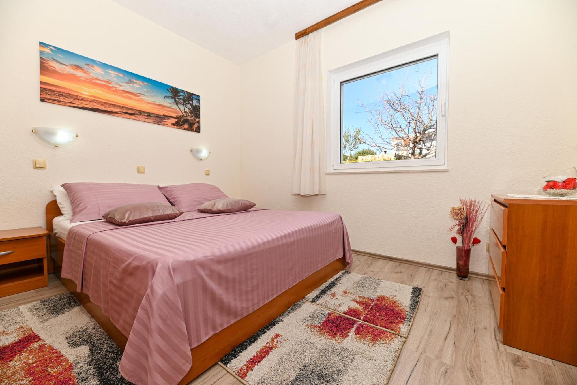 Apartments Patricia Трогир Экстерьер фото