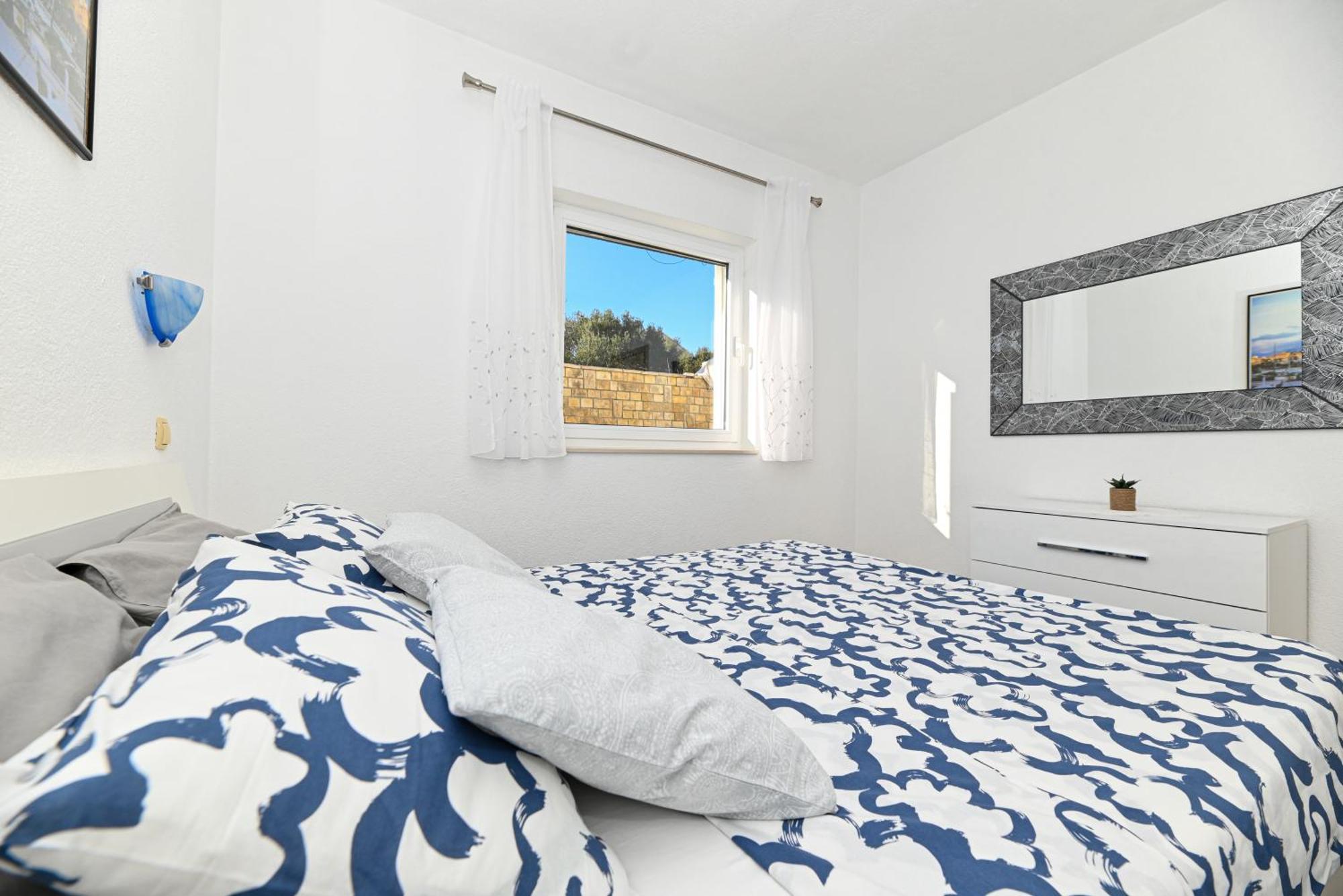 Apartments Patricia Трогир Экстерьер фото